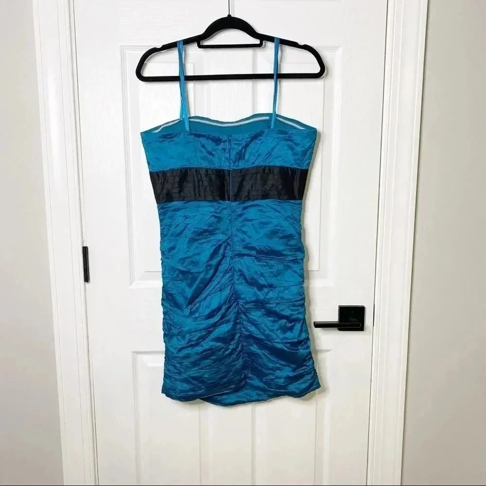 BCBGMAXAZRIA CYAN Crinkle‎ Ruched Mini Dress 90s Y2K Sz 10